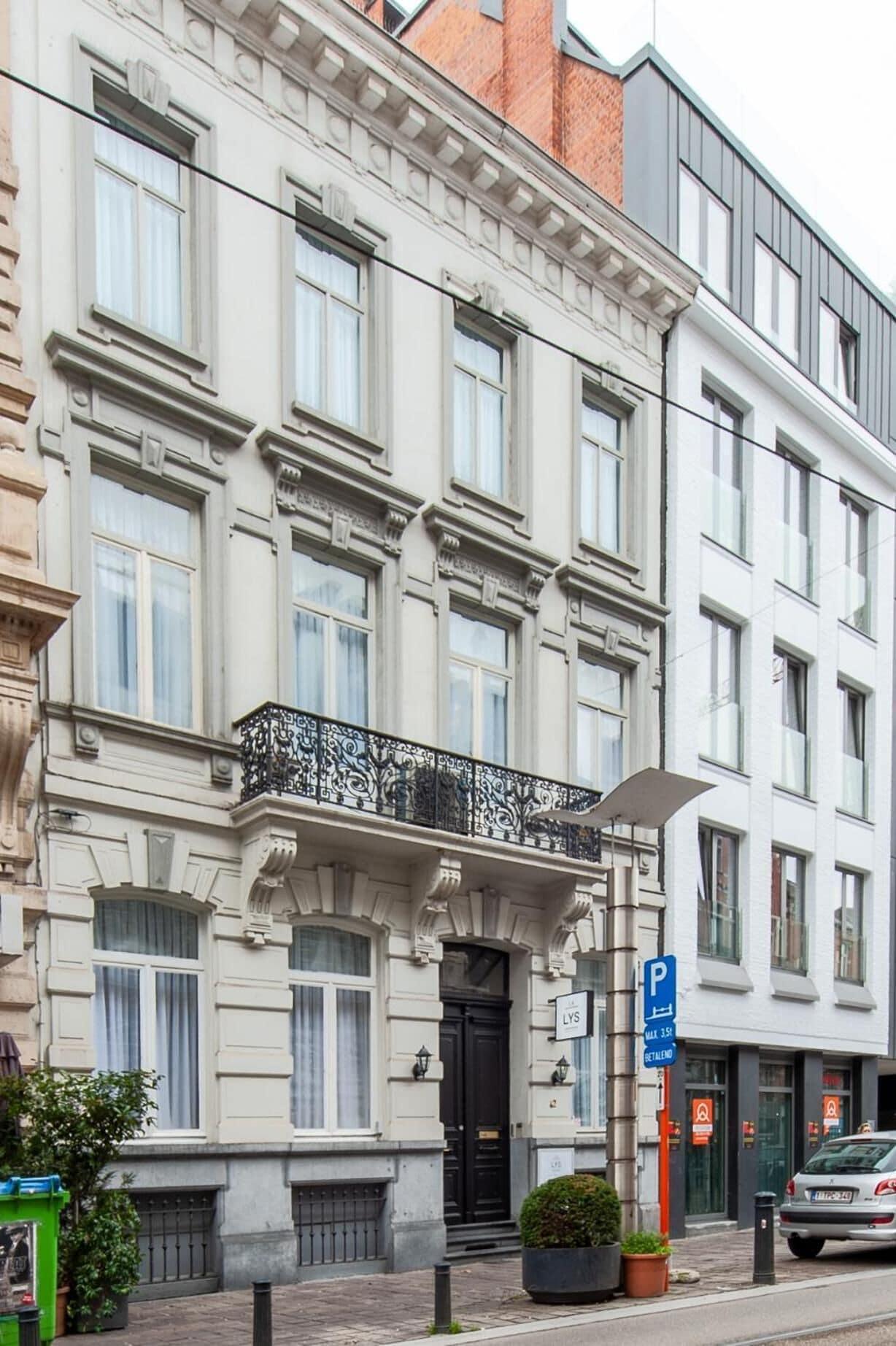 Vista Exterior La Lys Rooms & Suites