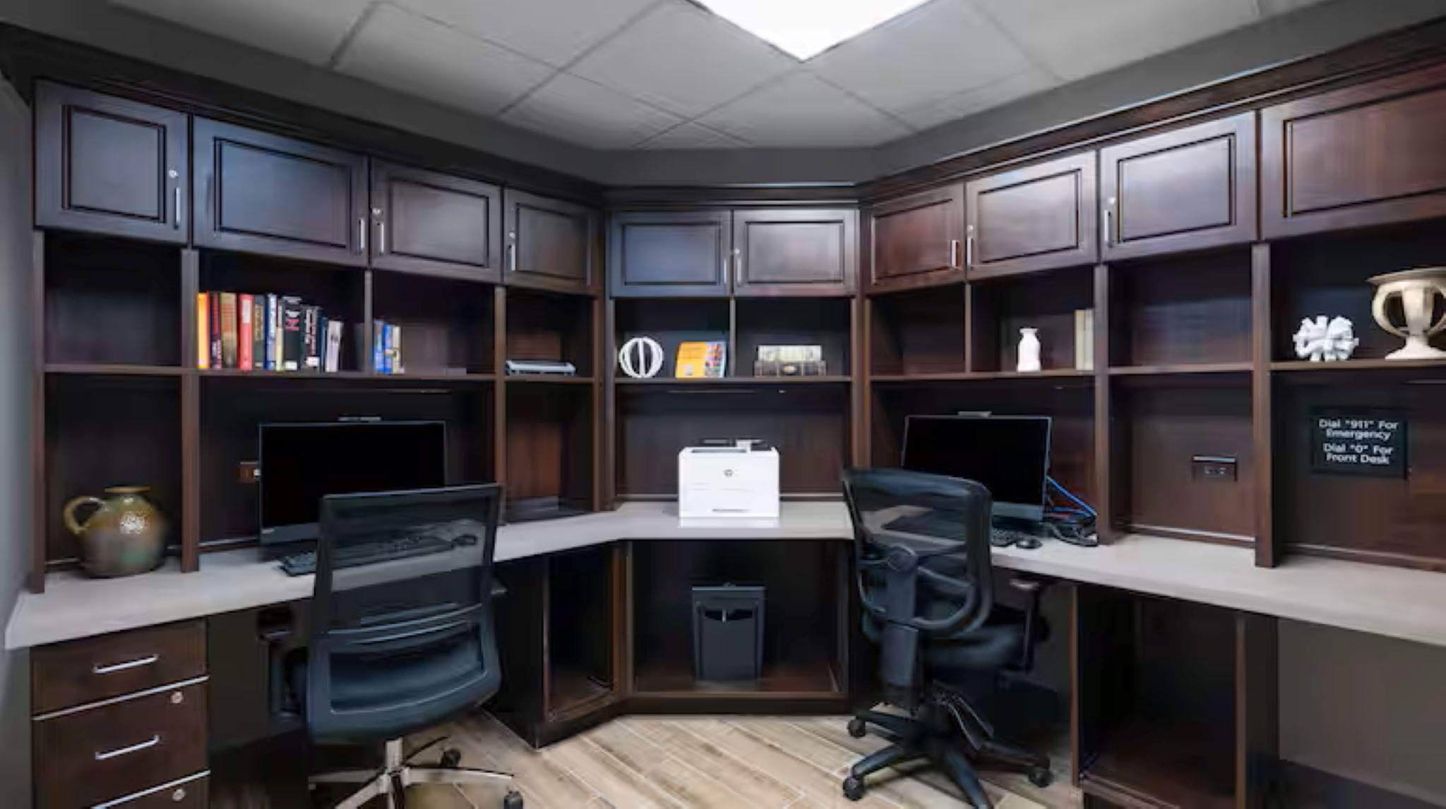 Centro de Negocios Hampton Inn and Suites Casper