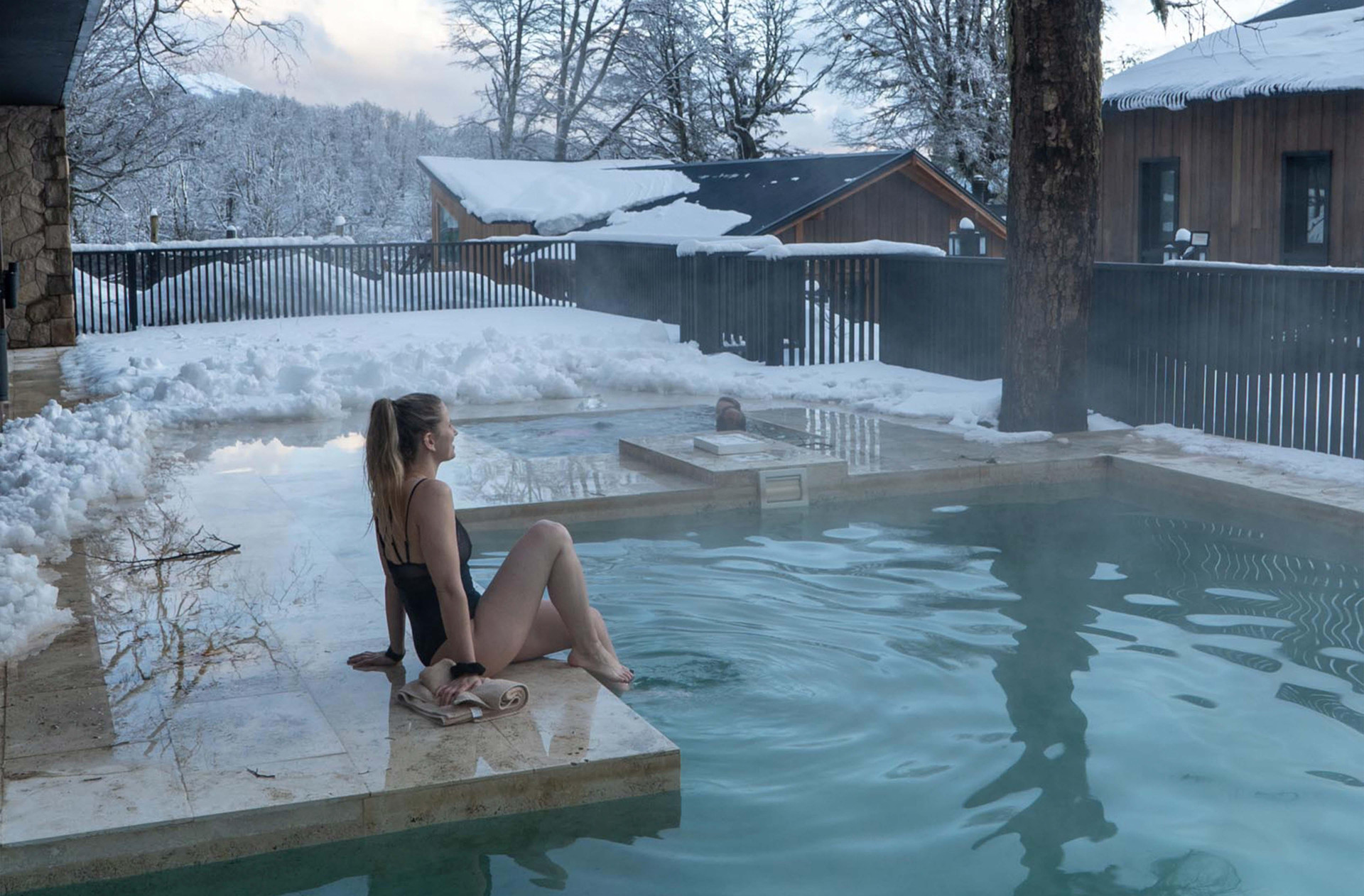 Vista Piscina El Refugio Ski & Summer Lodge