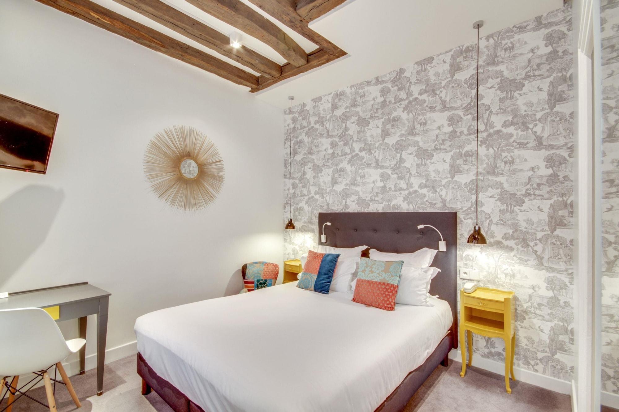 Varios Hôtel Sèvres Saint Germain