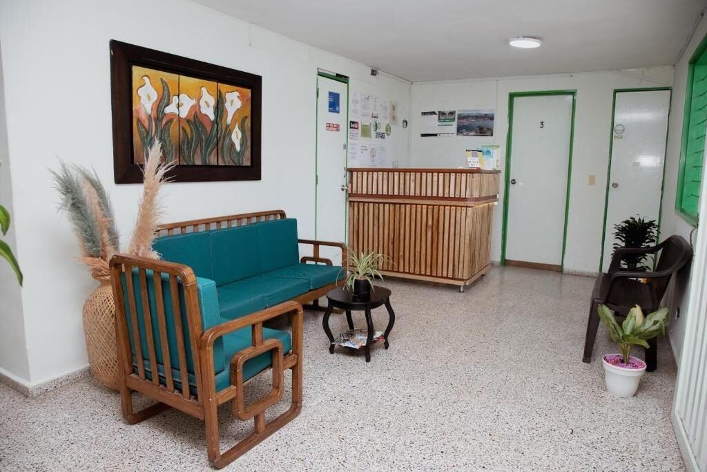 Vista Lobby hotel casa verde Guatapé