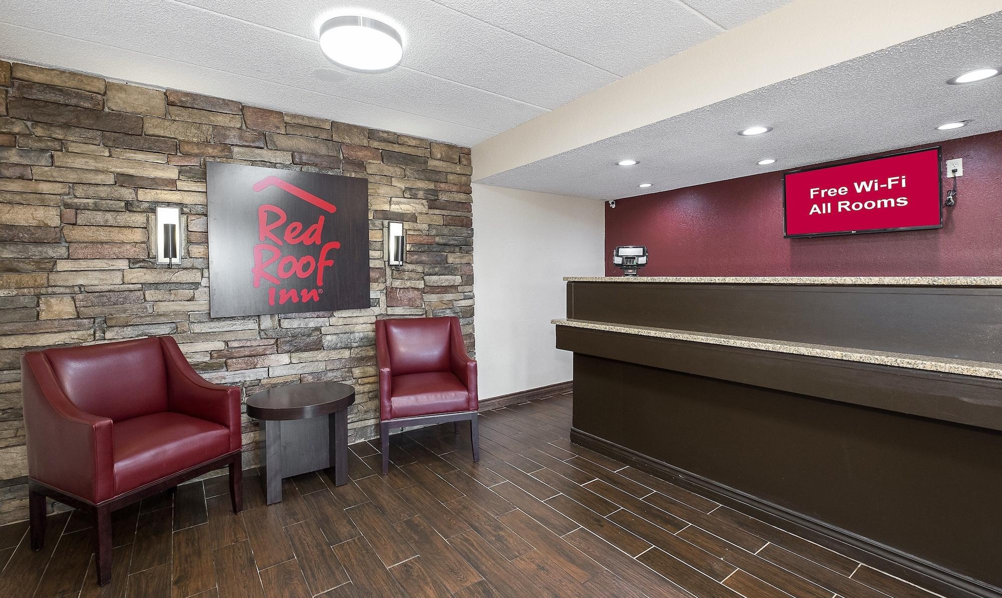Vista Lobby Red Roof Inn Cincinnati East - Beechmont