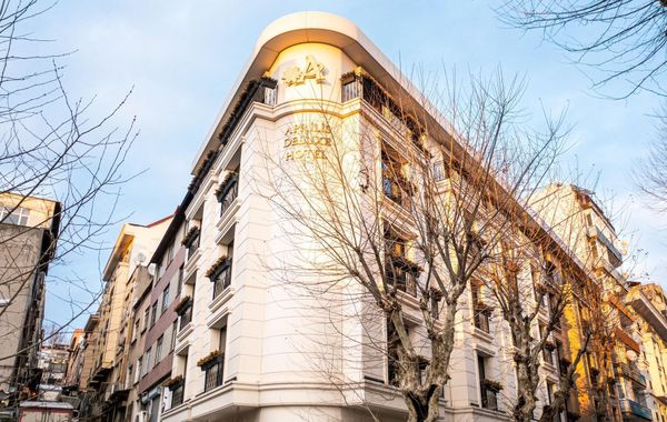 Aprilis Deluxe Hotel