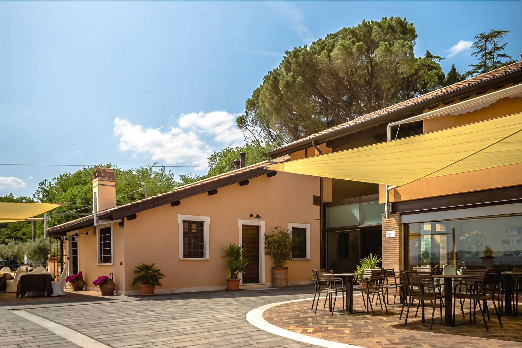 Vista Lobby Vallantica Resort & Spa