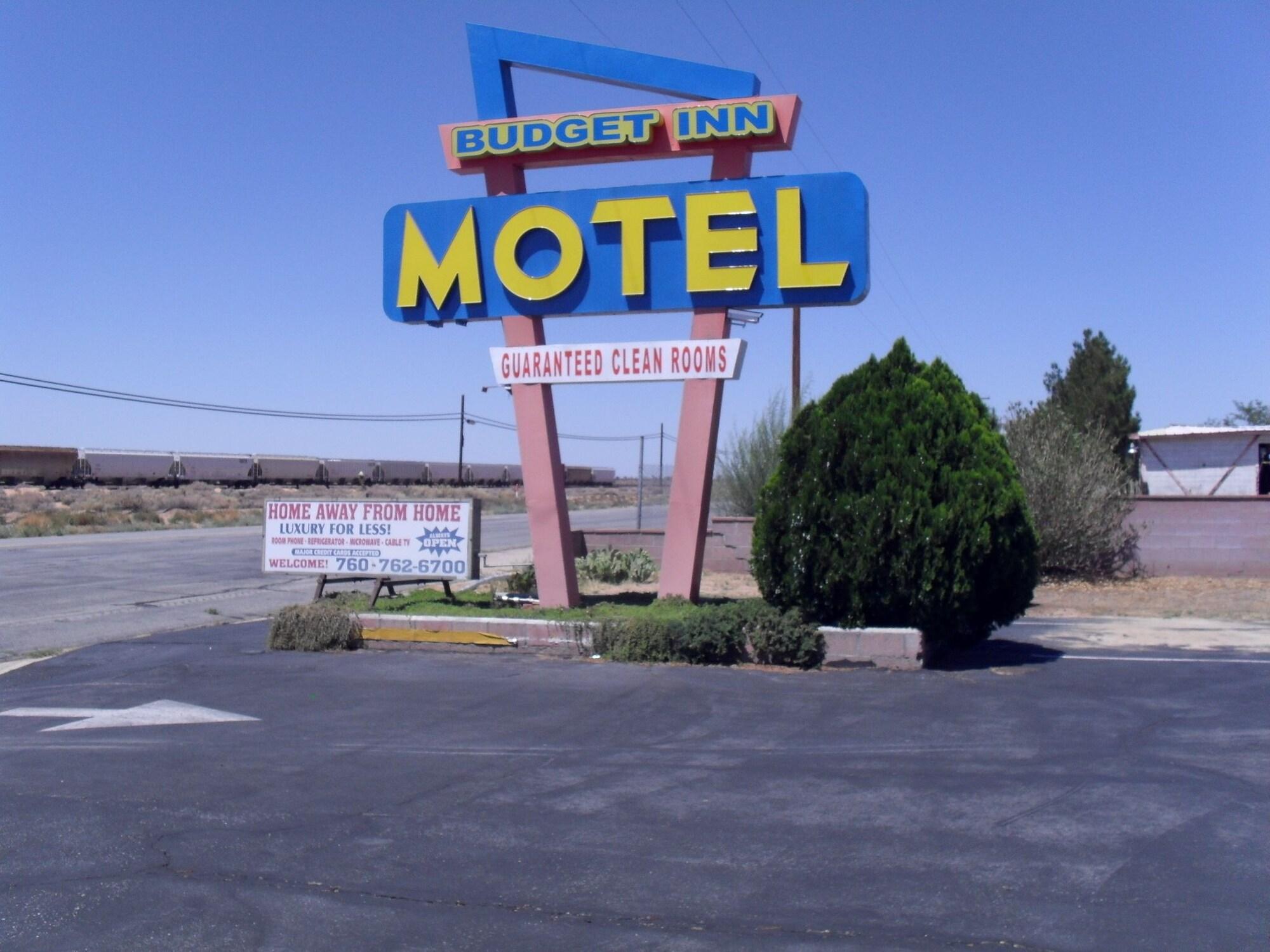 Varios Budget Inn Boron