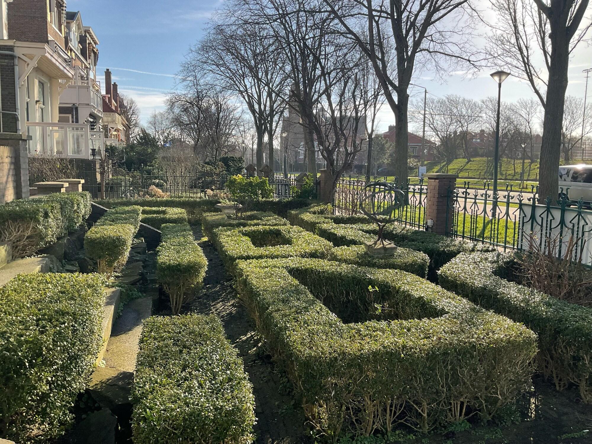 Vista Exterior Plato by Hofstad Studios