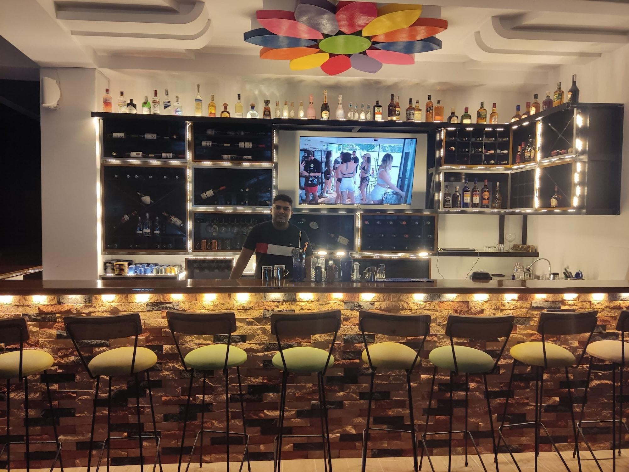 Bar/Salón HOTEL ALTO  VERDE