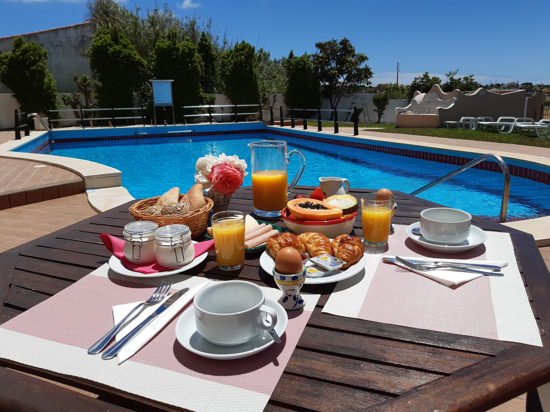 Varios Casa Rosa Montes