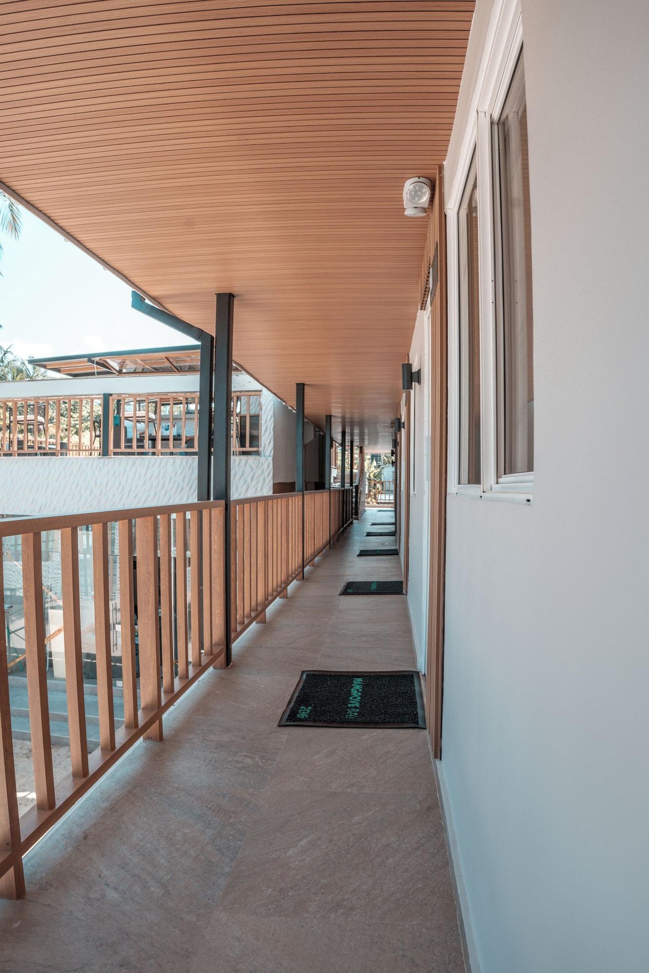 Varios Mangrove Bay Hotel