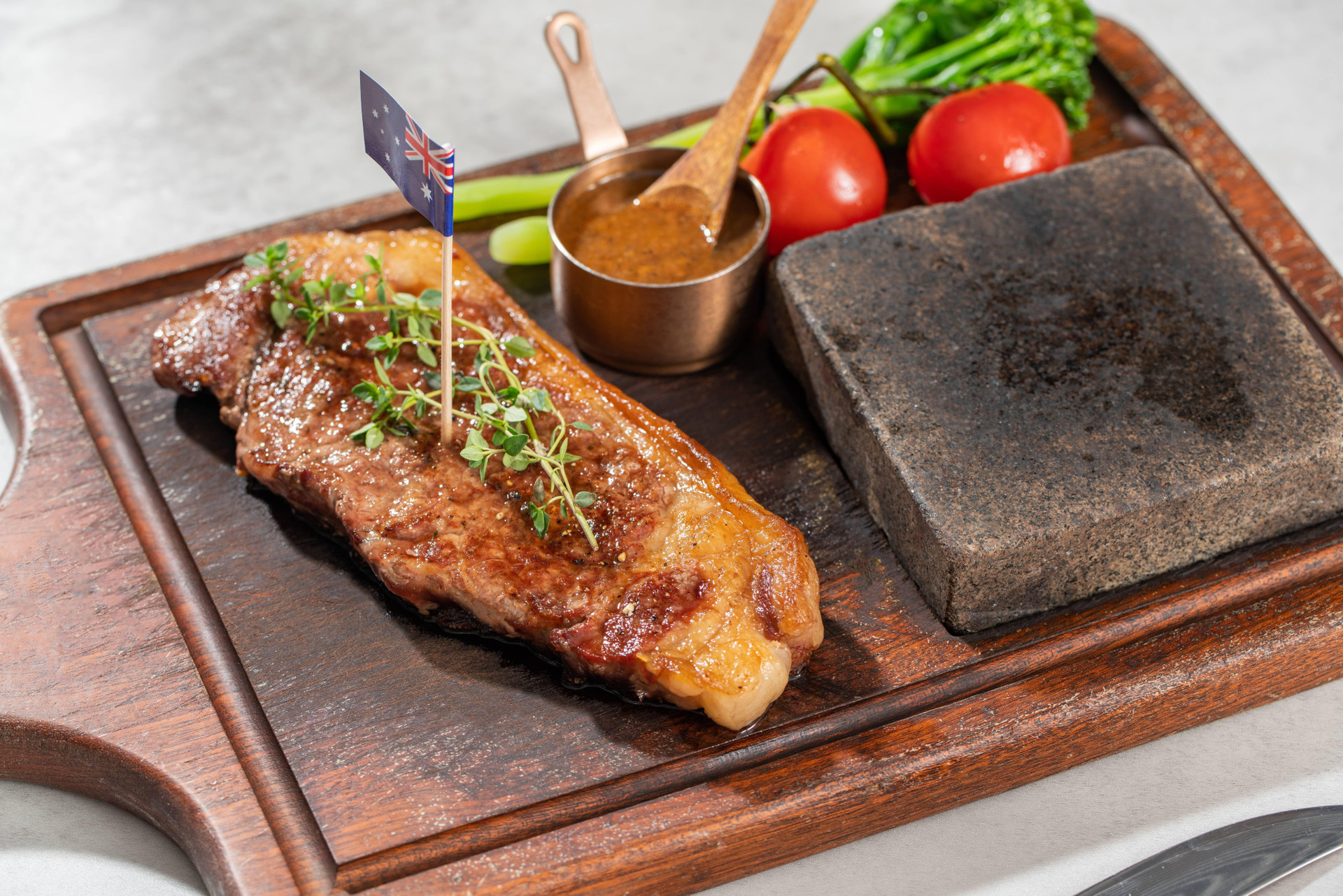 Restaurant voco Hefei Binhu by IHG