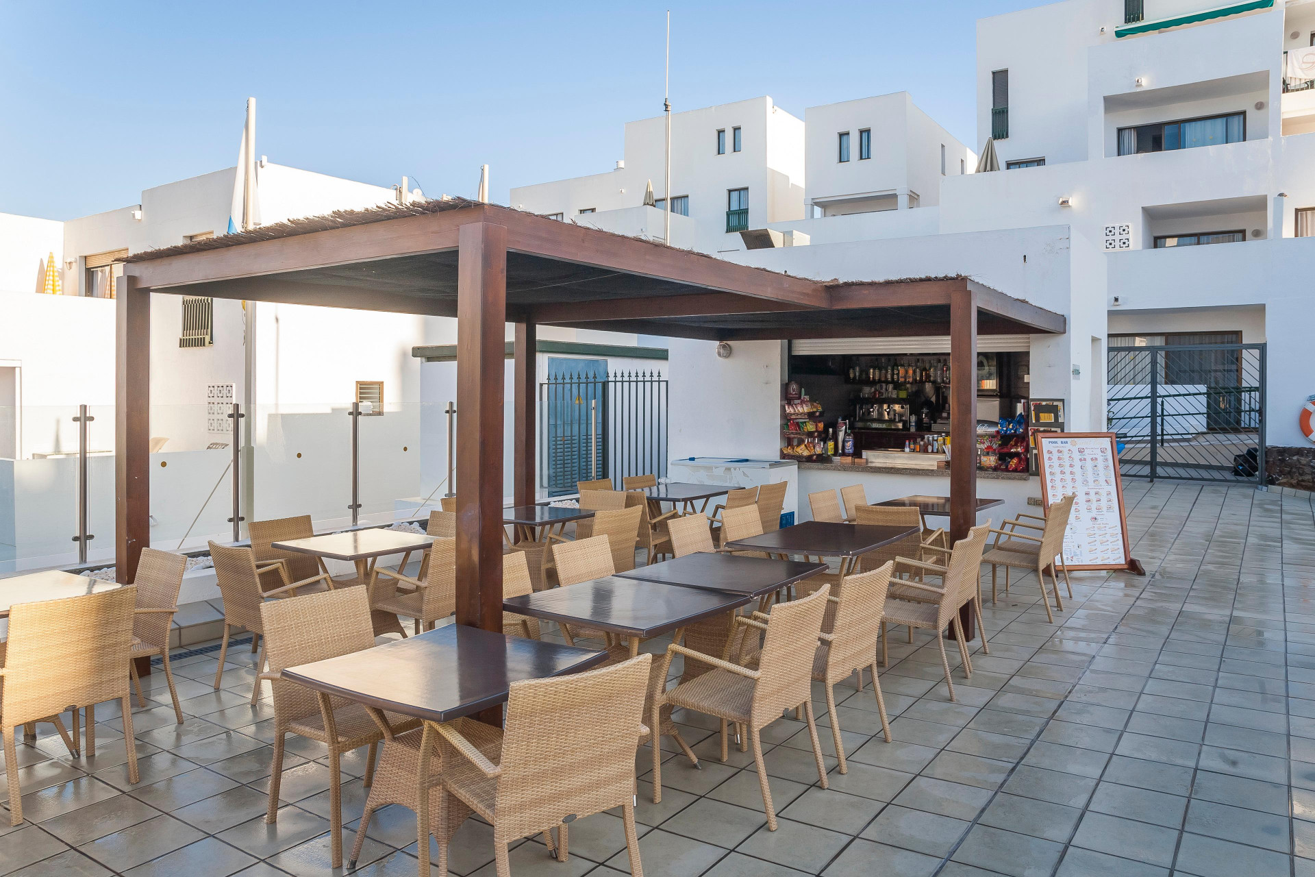 Bar/Salón Sunset Bay Club