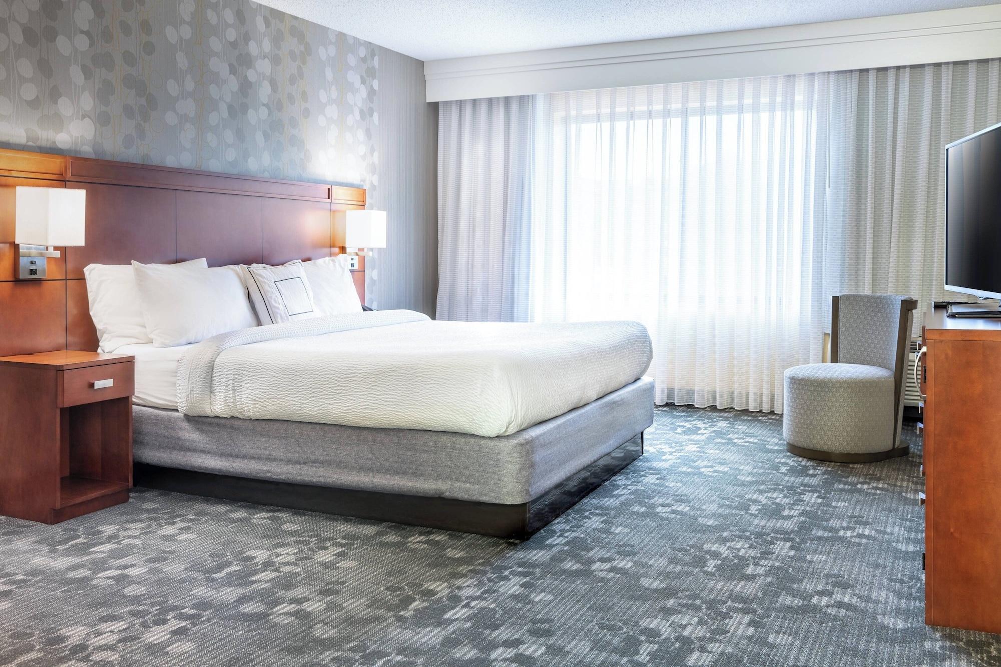 Habitación Courtyard Marriott Denton