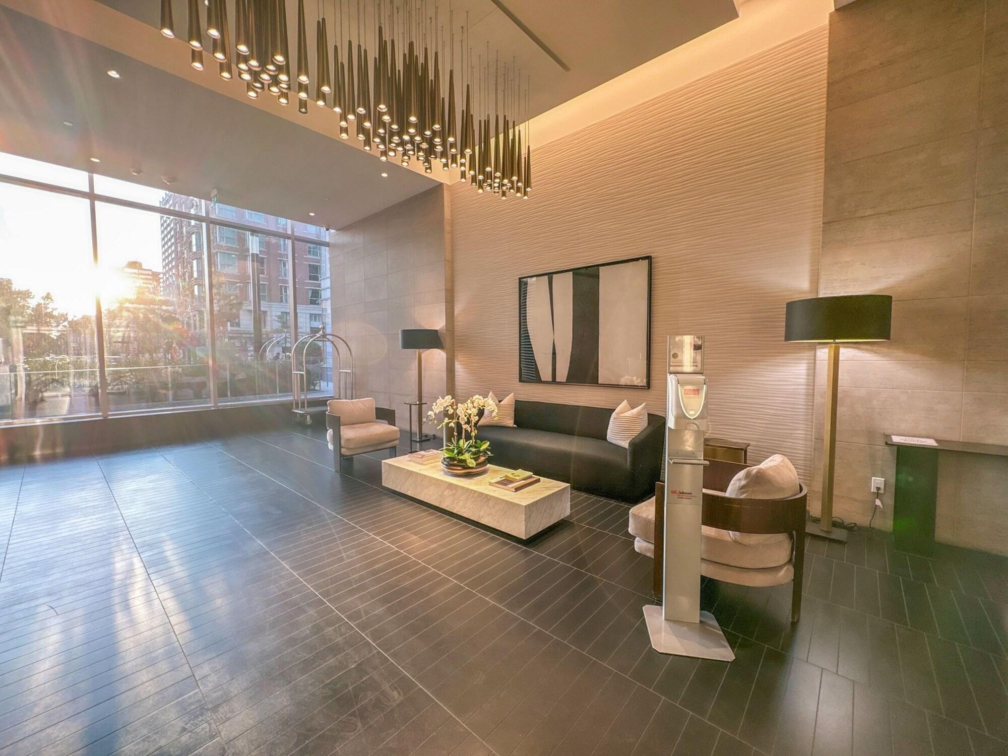 Vista Exterior Bellair Yorkville