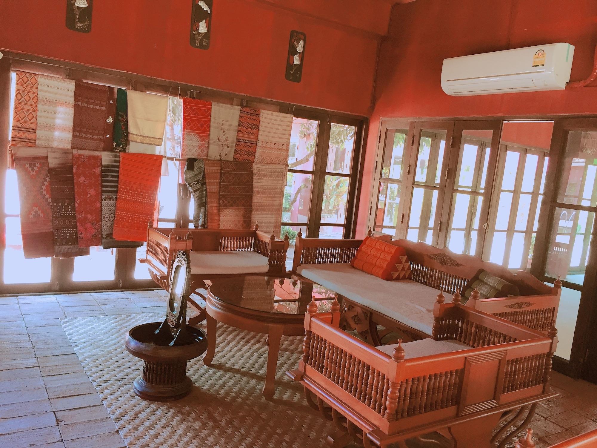 Vista Lobby Chiangmai Royal Creek