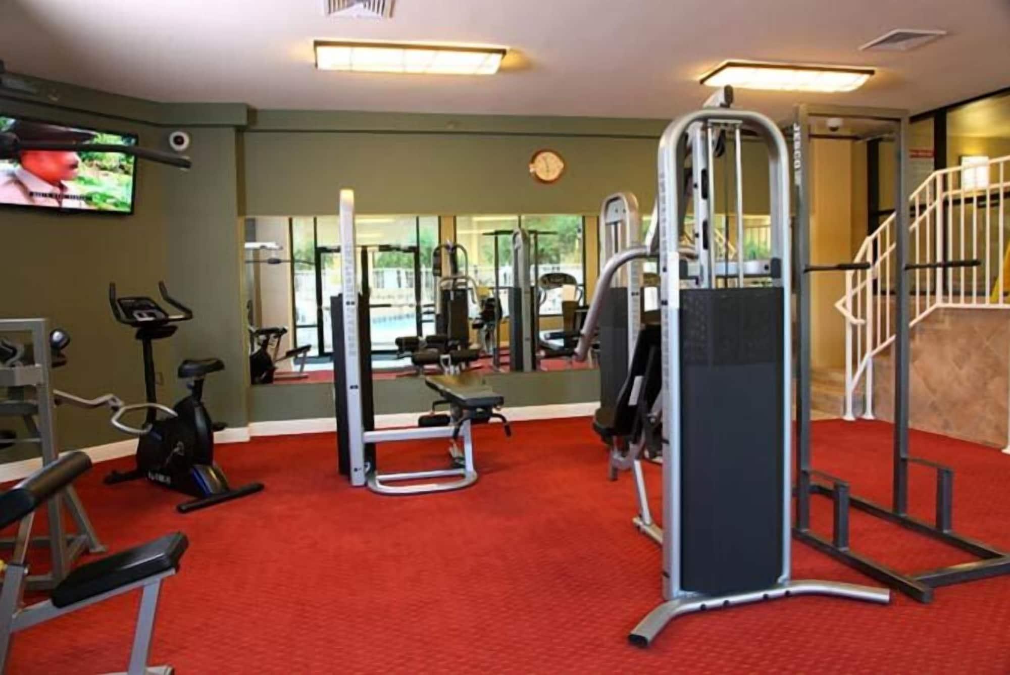Gimnasio LVStripHouse Condos Sleeps up to 14