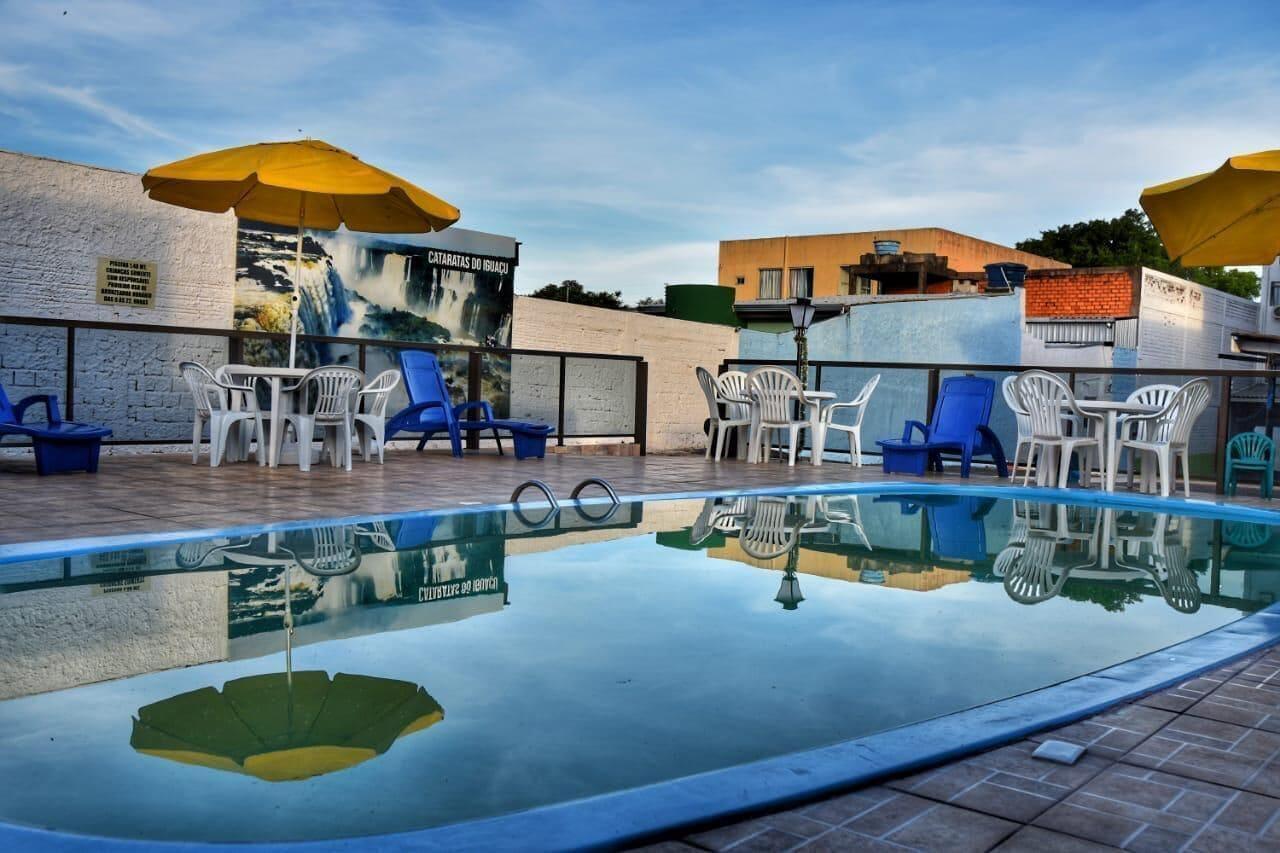 Vista Piscina Visk Palace Hotel e Restaurante