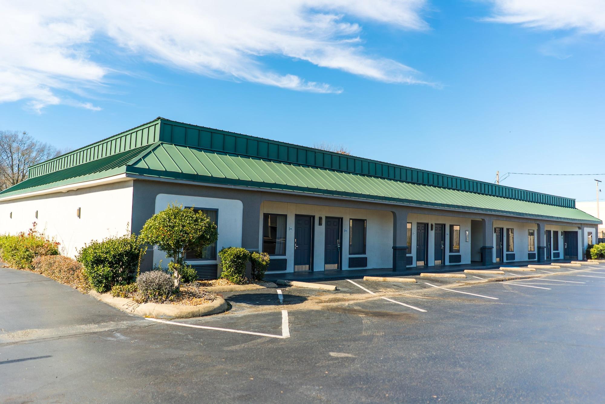 Vista Exterior Quality Inn & Suites Monticello