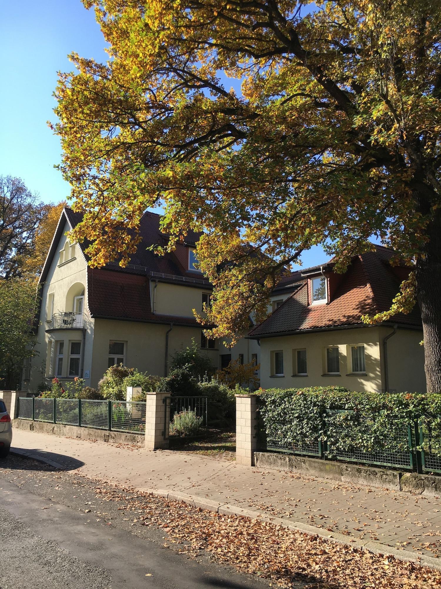 Vista Exterior Das Kleine Hotel Weimar