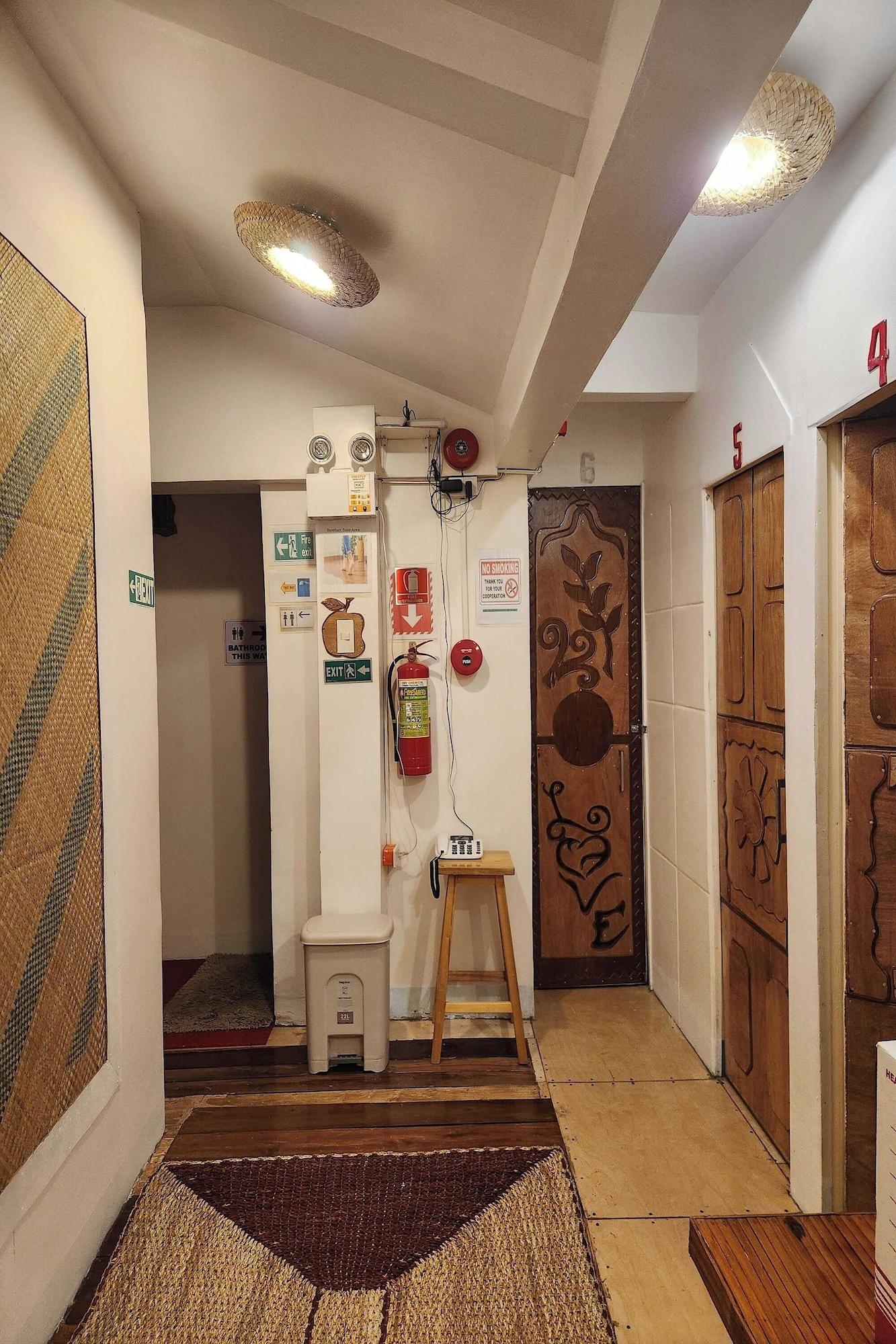 Varios Balai Vivencio Hostel
