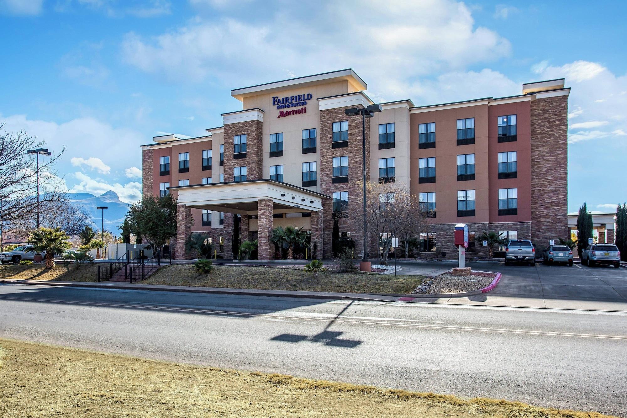 Vista Exterior Fairfield Inn & Suites Alamogordo
