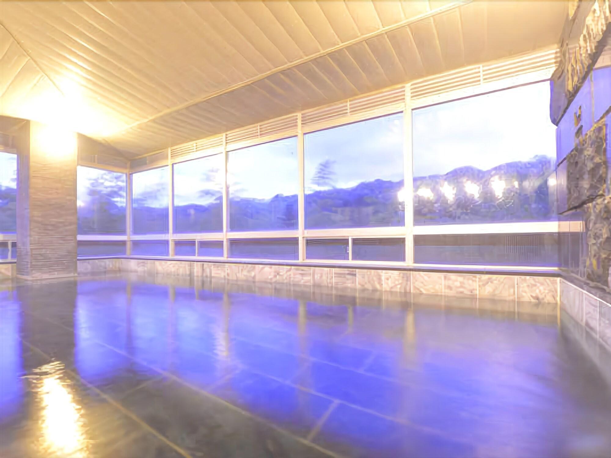 Instalaciones Recreativas Komeyaclub Okutsu