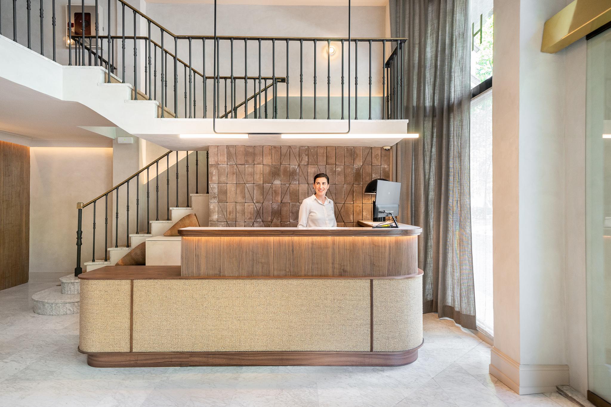 Vista Lobby Hotel Caledonian