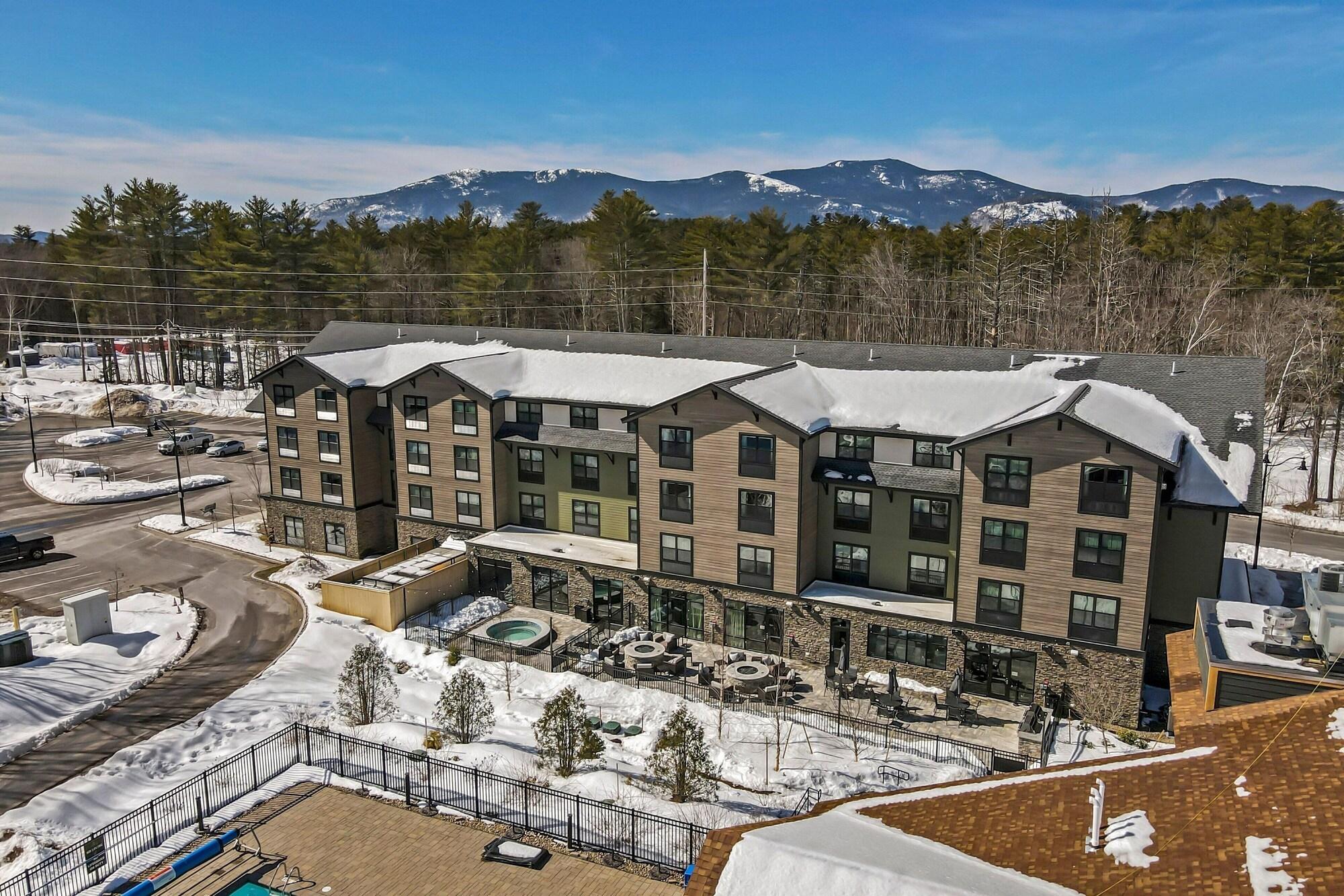 Vista Exterior Fairfield Inn & Suites By Marriott North Conway