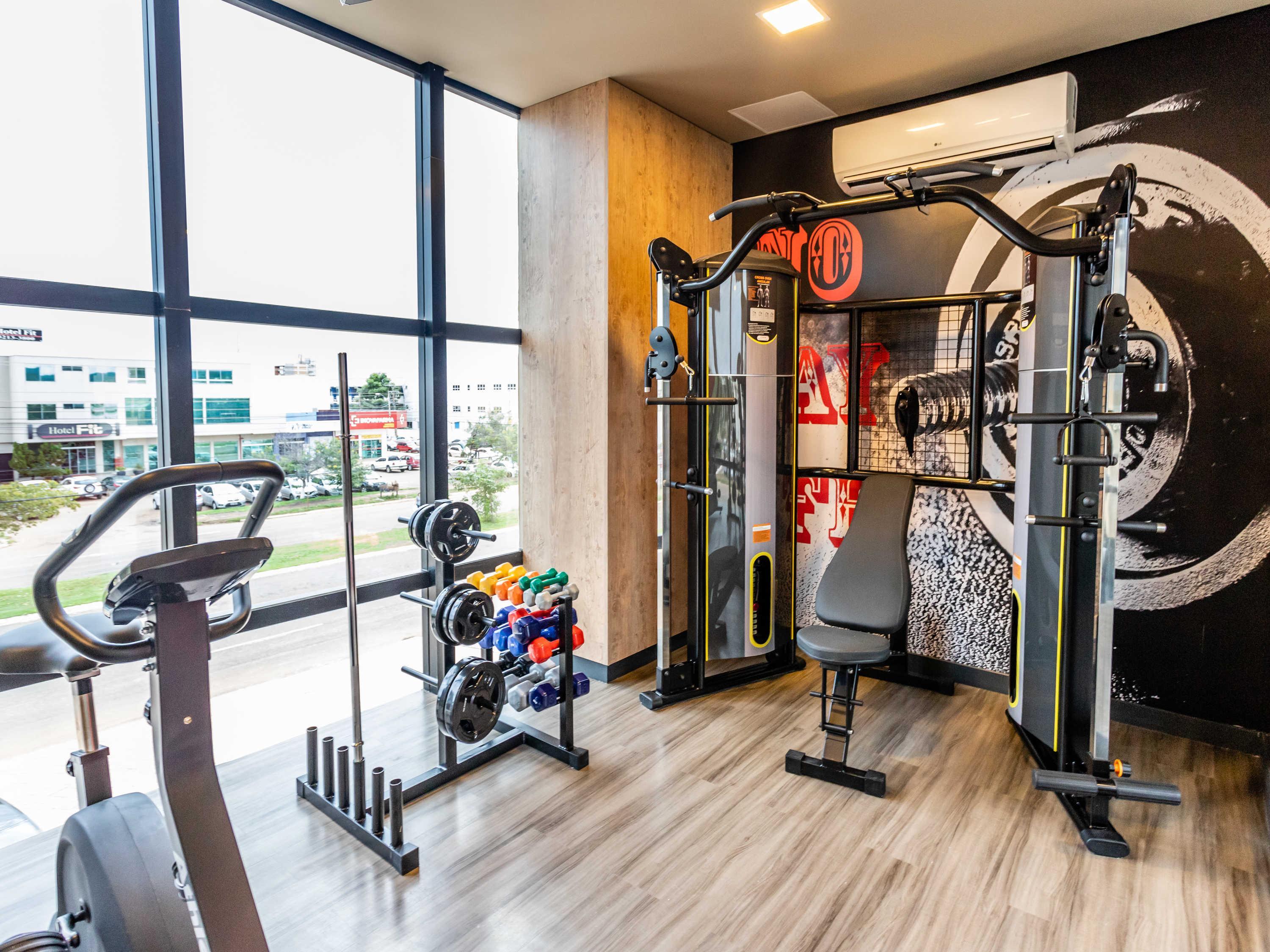 Instalaciones Recreativas Ibis Palmas Avenida JK