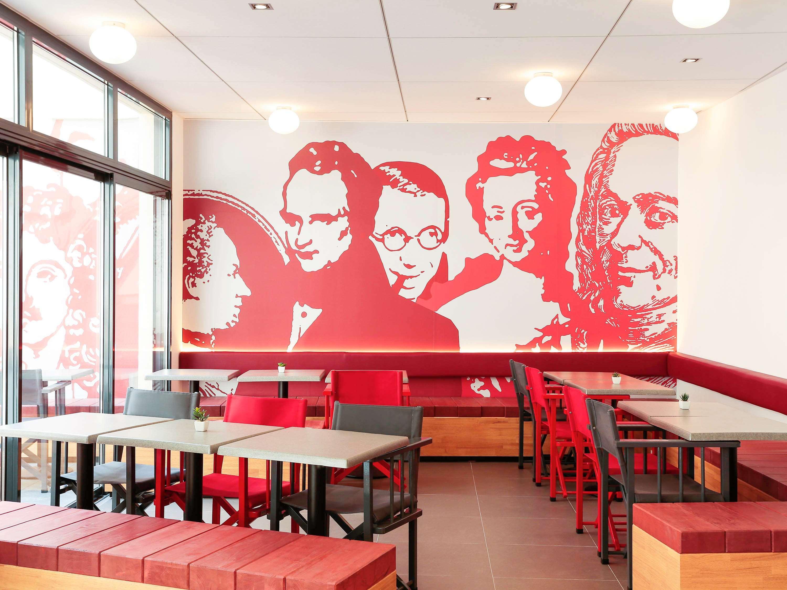 Bar/Salón Hotel ibis Styles Montpellier Centre Comedie