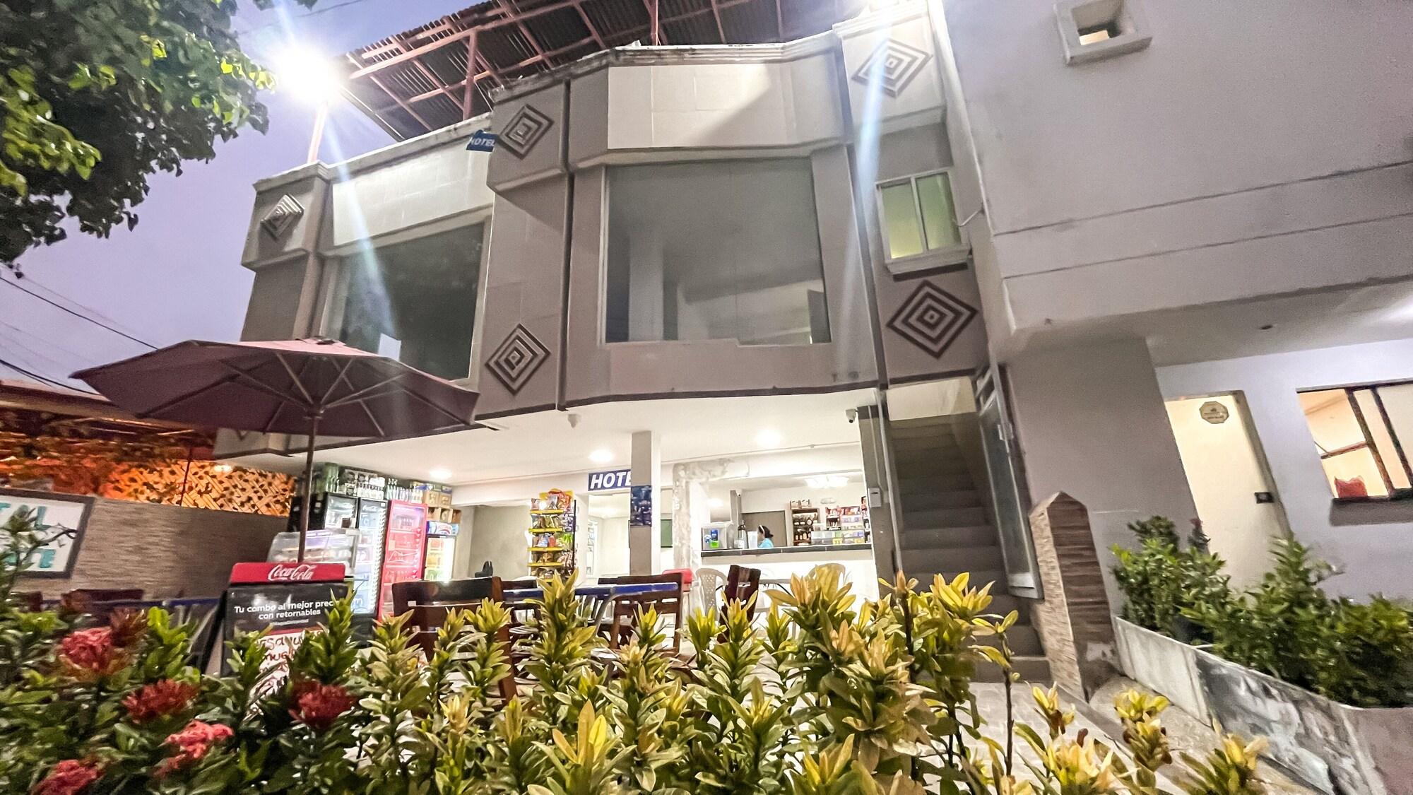 Vista Exterior Hotel & Restaurante Oasis