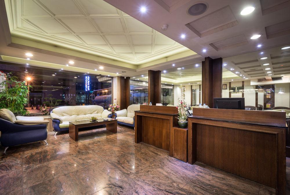 Vista Lobby The Enterpriser Hotel