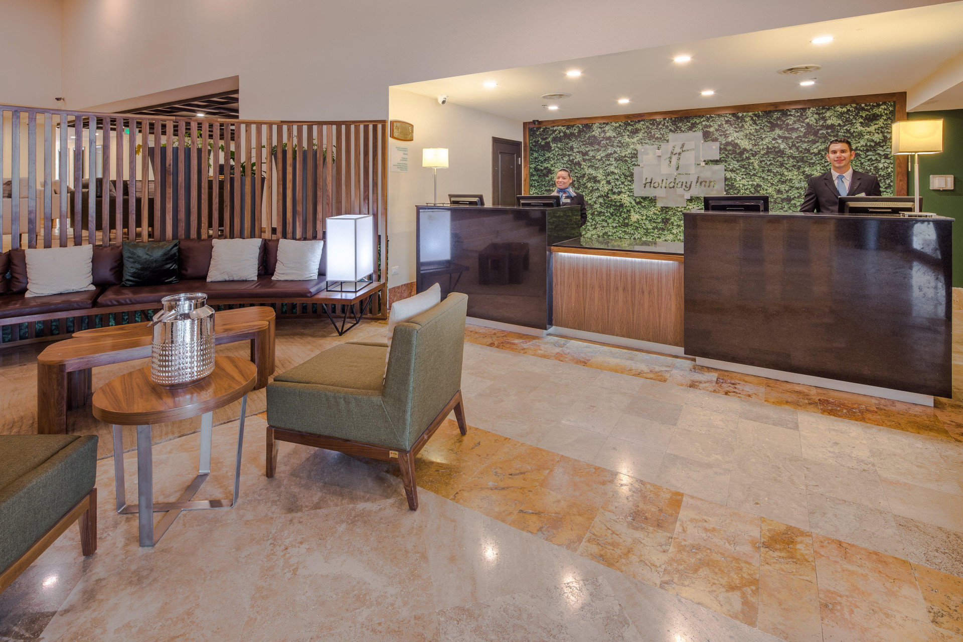 Vista Lobby Holiday Inn Monterrey Valle by IHG