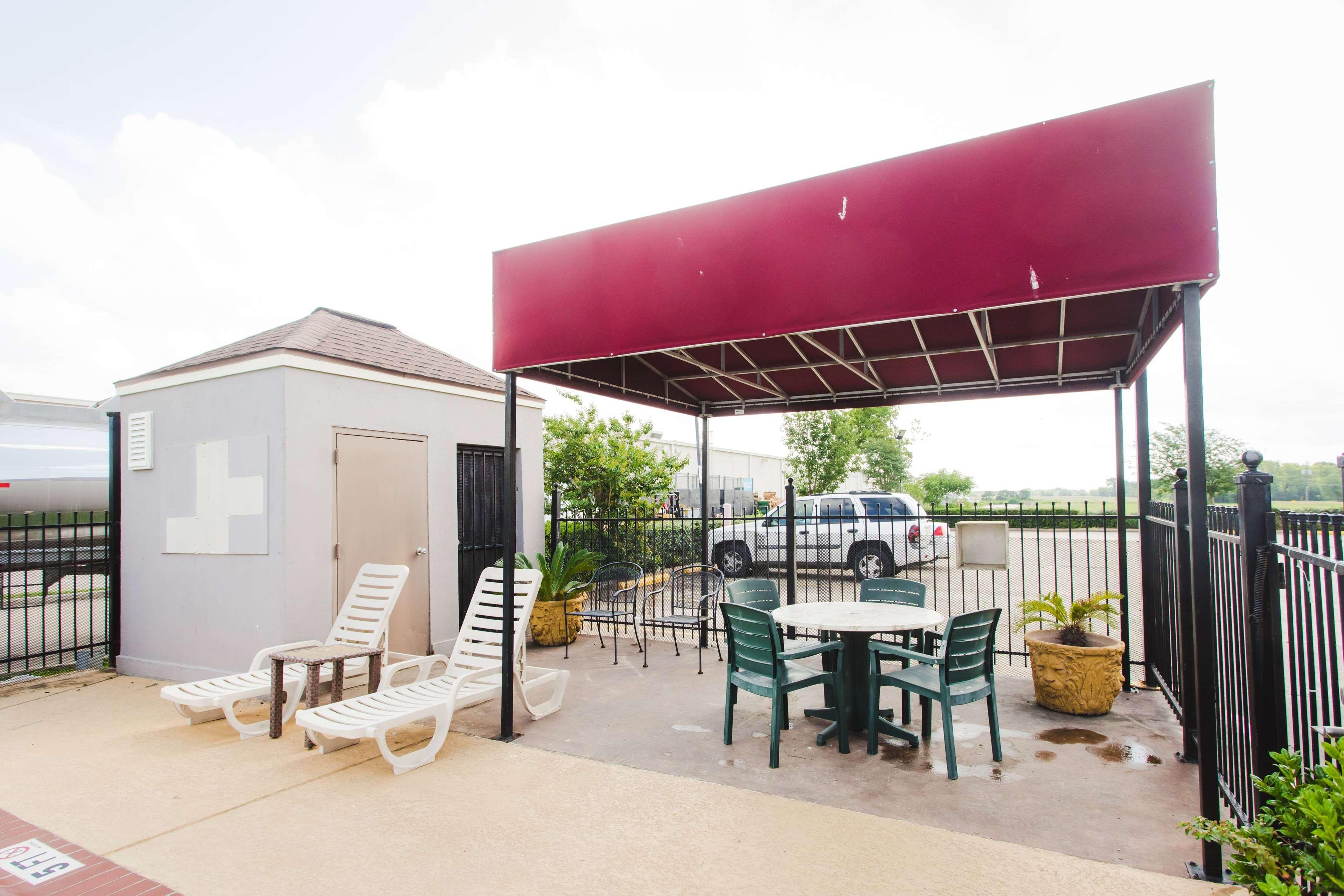 Vista Piscina Days Inn by Wyndham Rosenberg