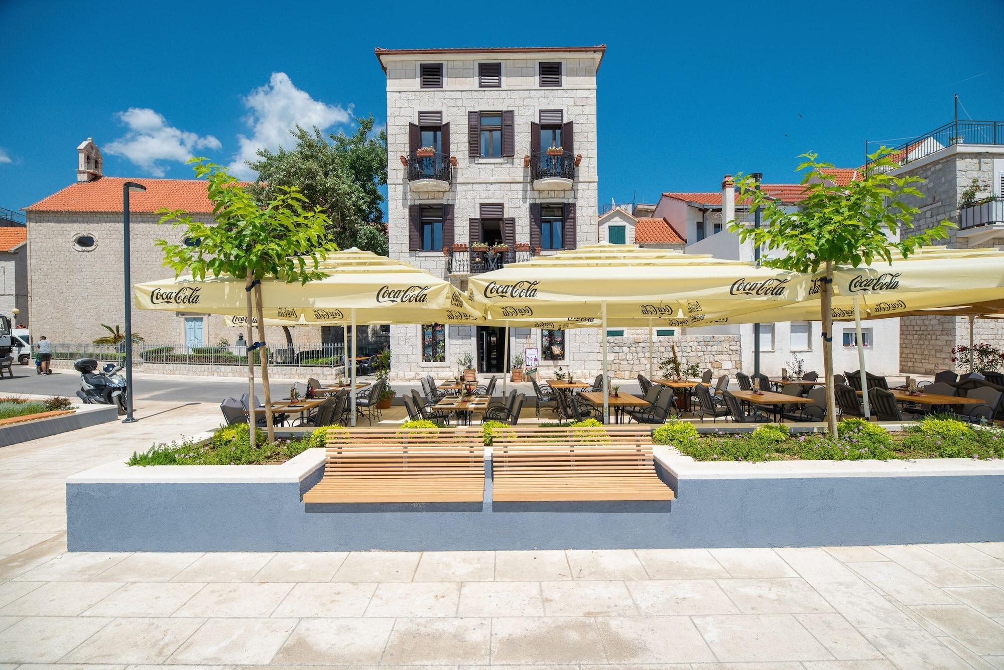 Vista Exterior Luxury Apartment Perko