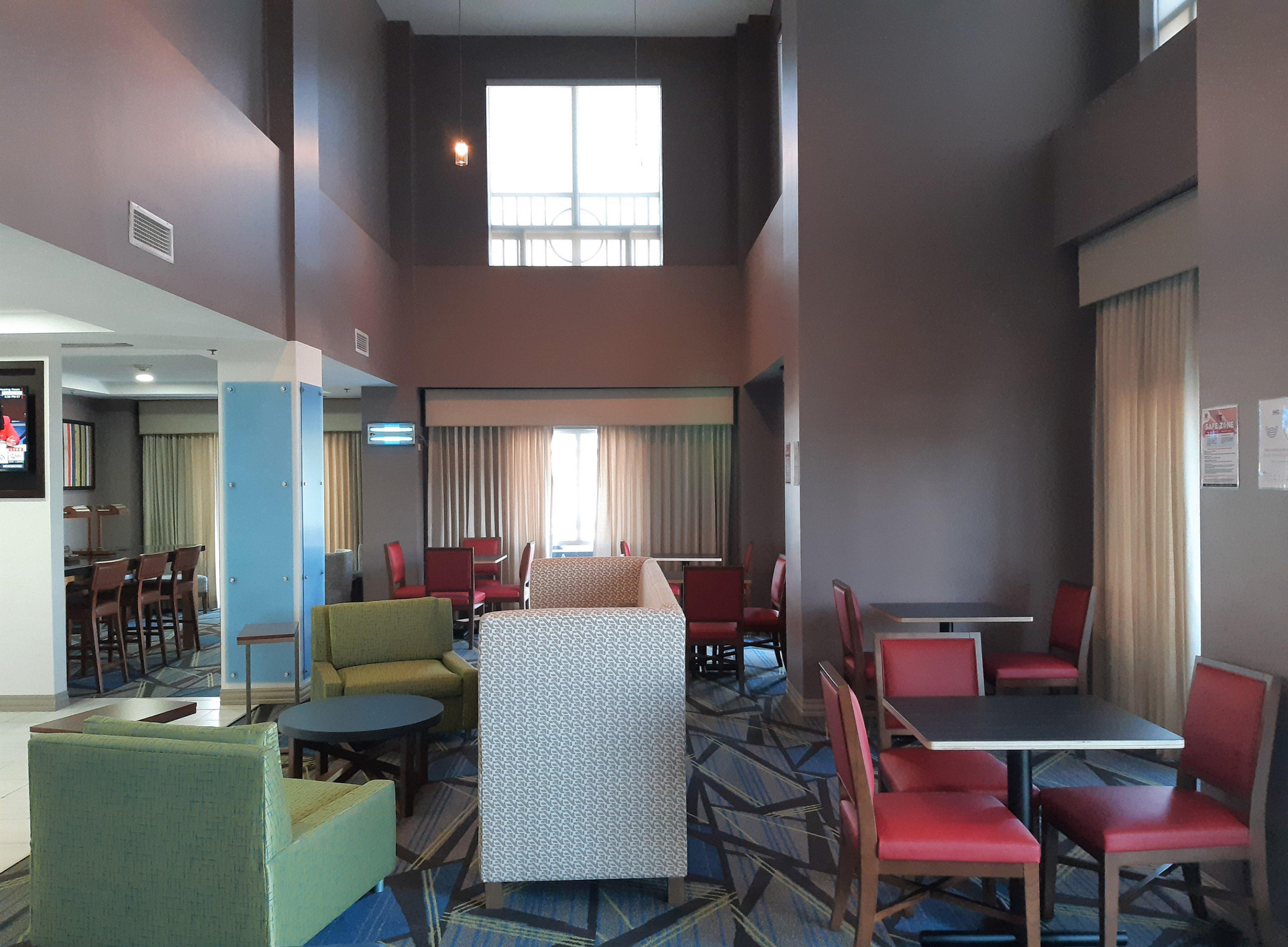 Restaurant Holiday Inn Express Hotel & Suites Trincity Trinidad Airport by IHG