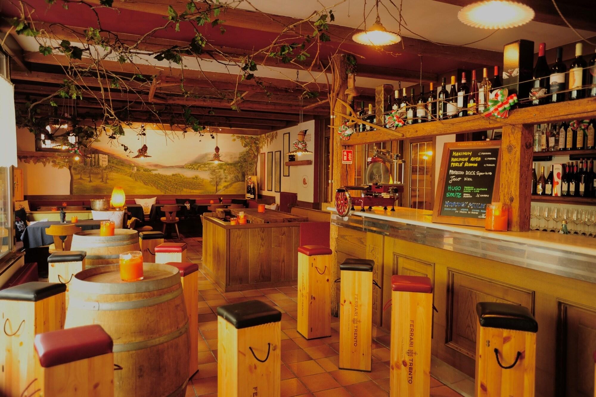 Bar/Salón Locanda Antica Italia