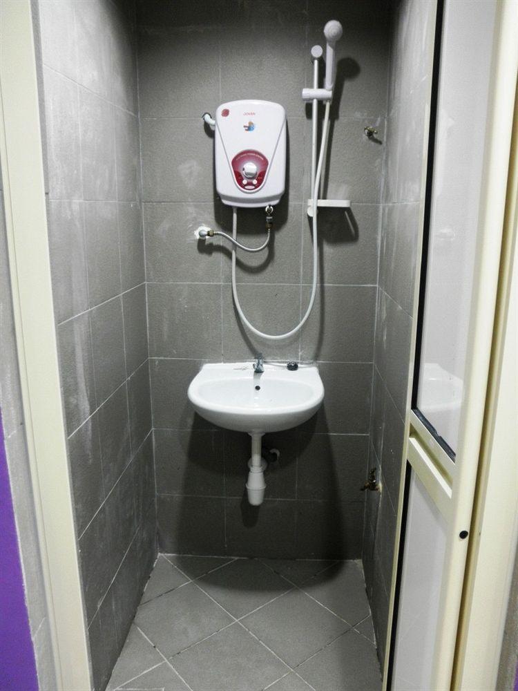 Set de Habitación Hotel Budget Inn Jalan Alor