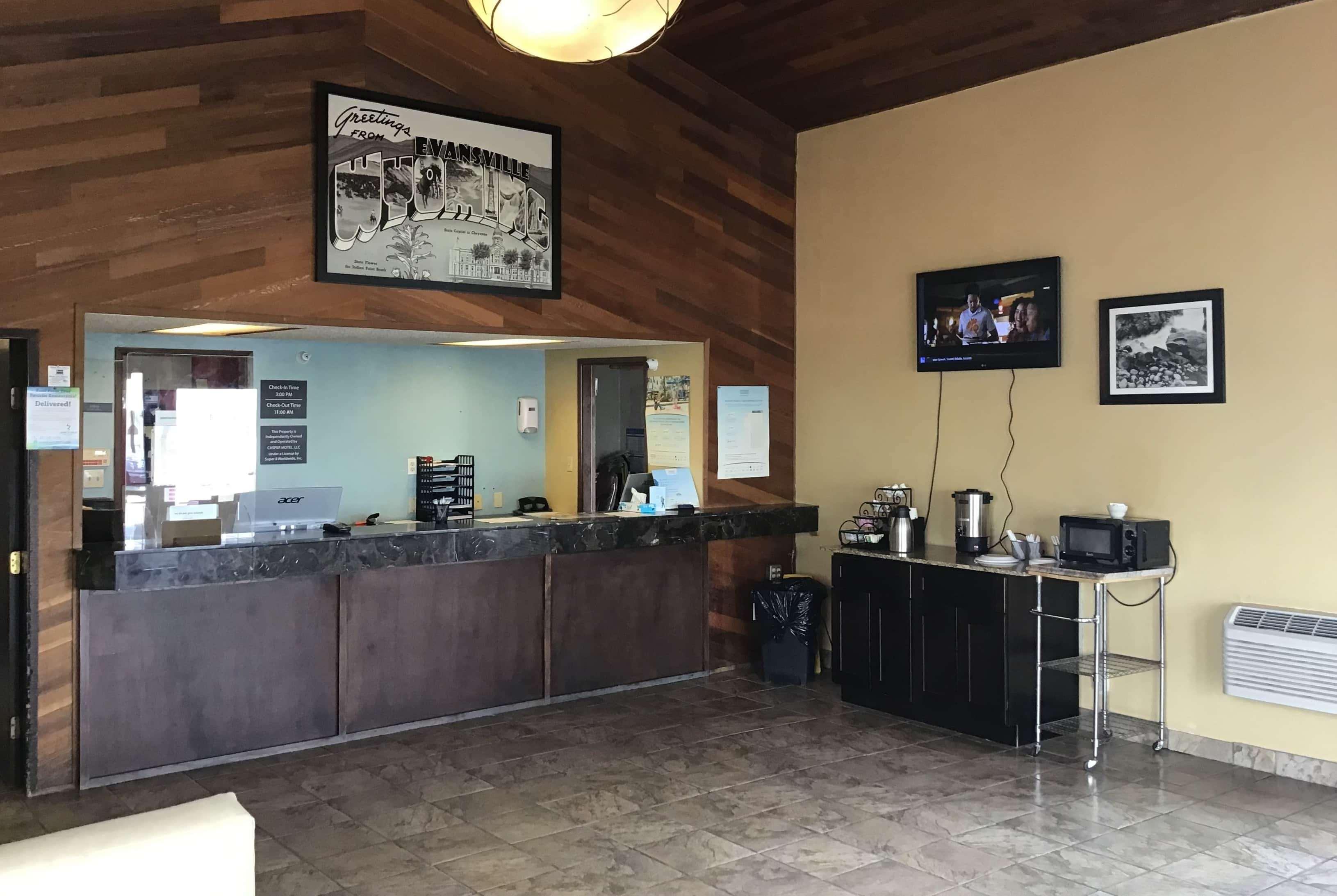 Vista Lobby Super 8 by Wyndham Casper East/Evansville