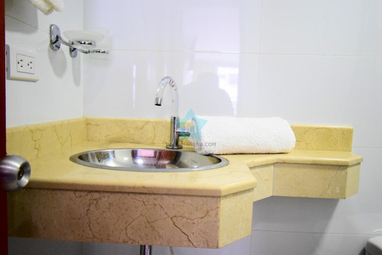 Bathroom Apartamentos en Cartagena Luis del Mar