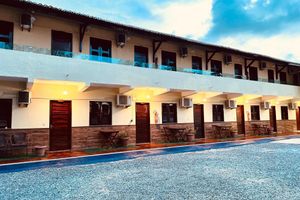 Alojamiento - HOTEL PINTO MARTINS