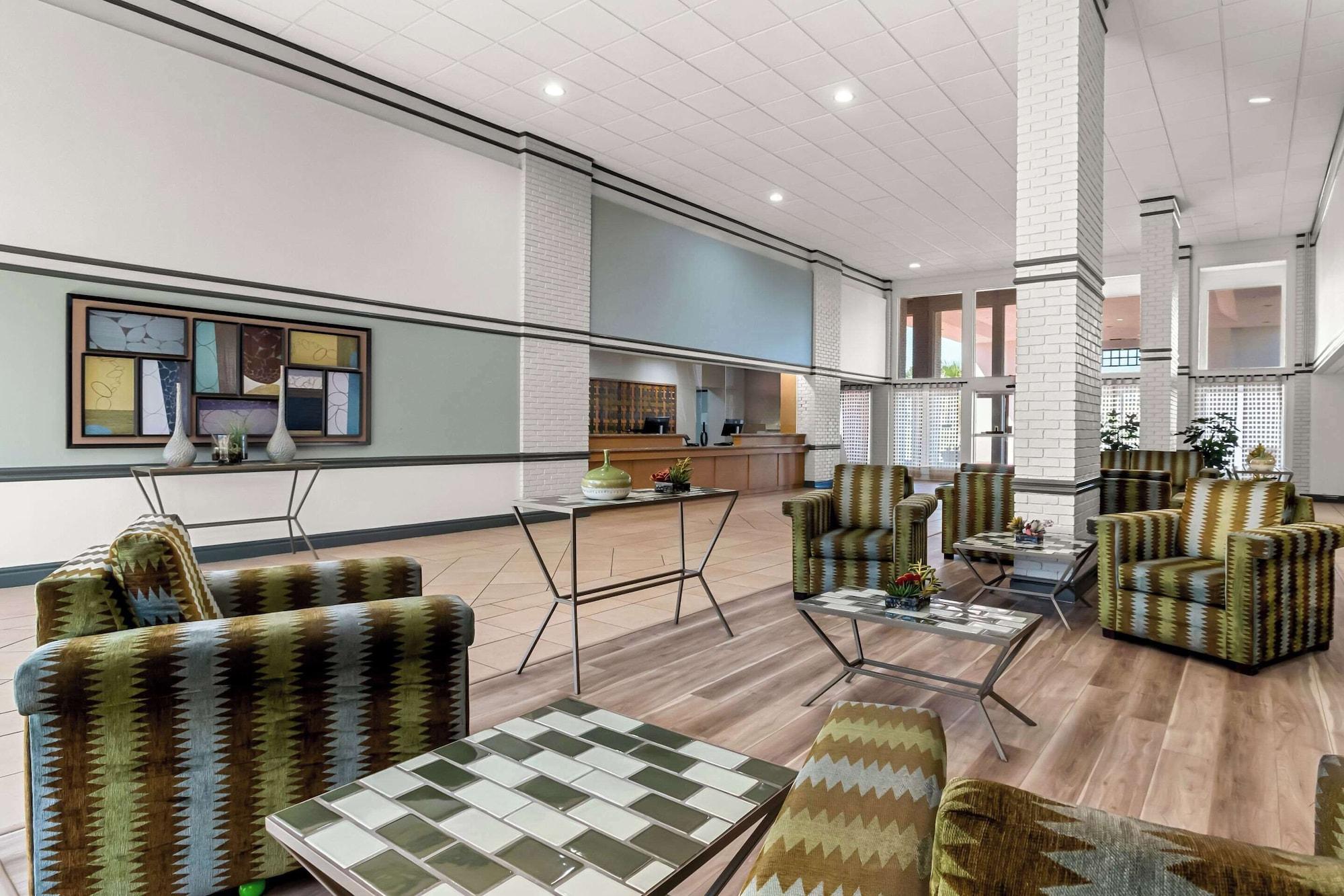 Vista Lobby Suburban Studios Slidell I-10
