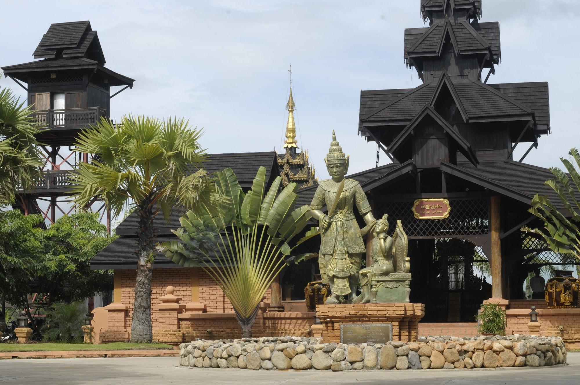 Vista Exterior KMA Kaytumadi Hotel