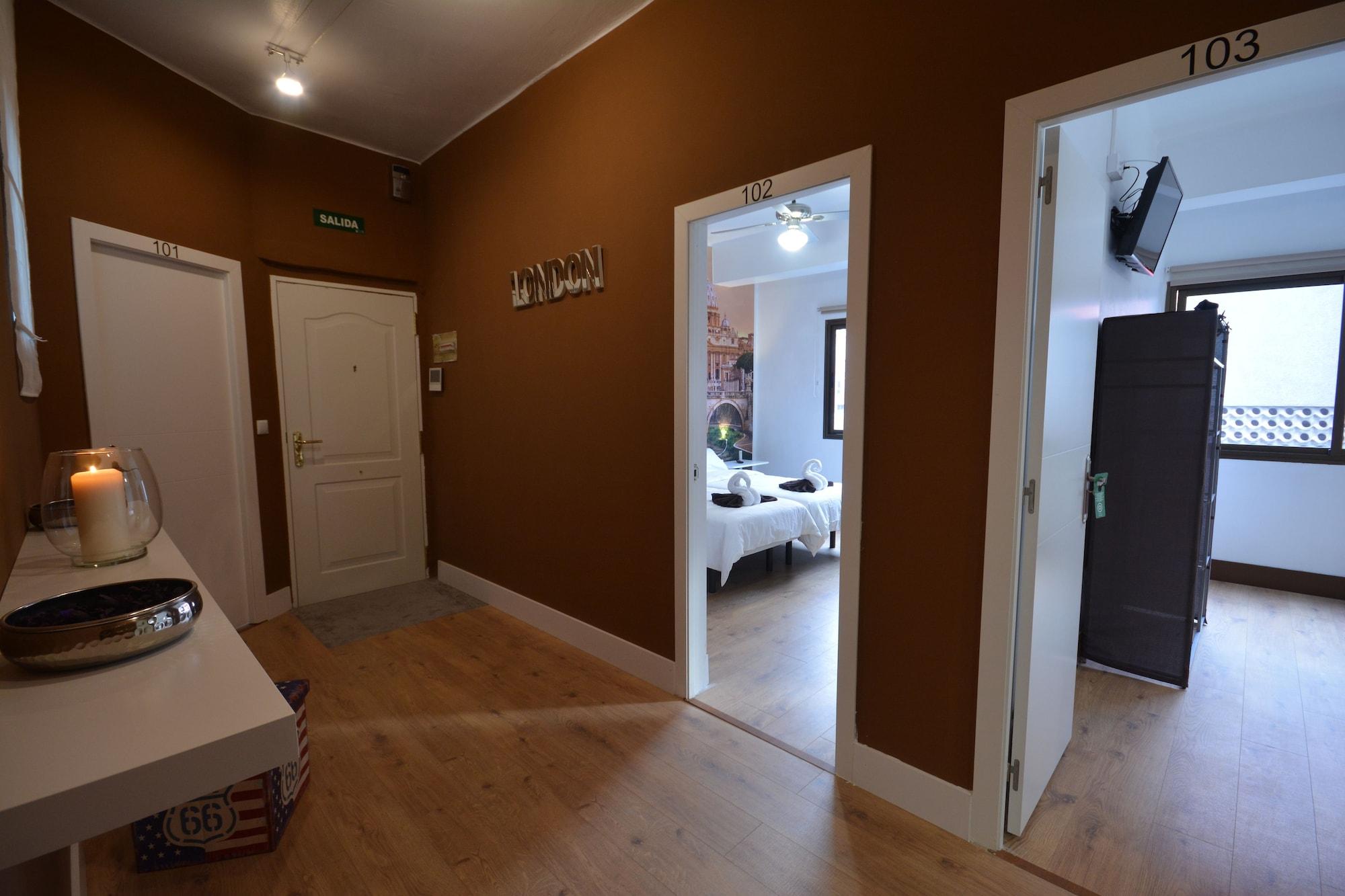 Varios City Room Las Palmas