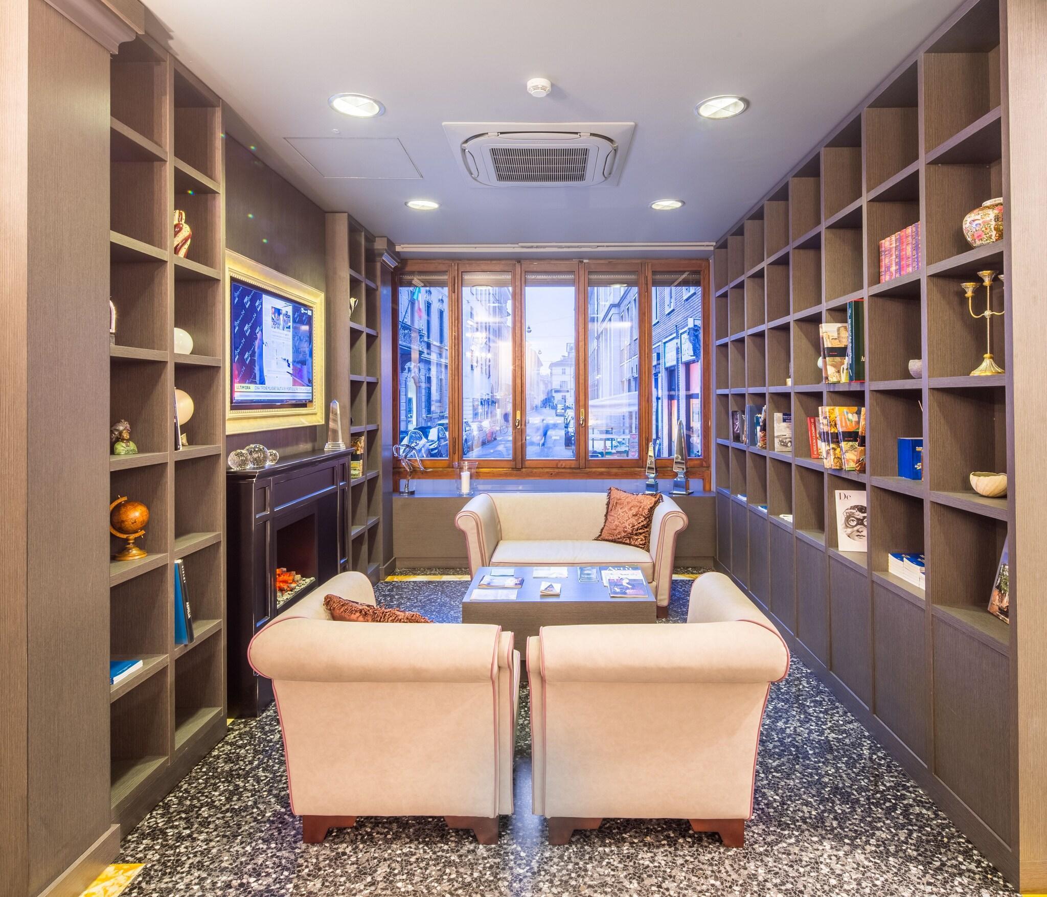 Vista Lobby Grande Albergo Roma