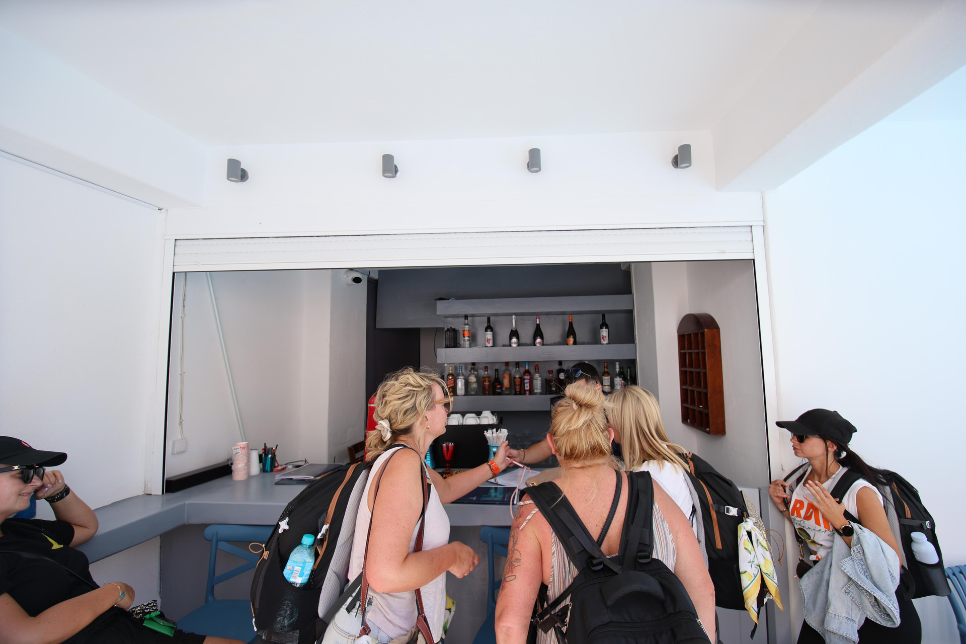 Bar/Salón Dodomar Selections