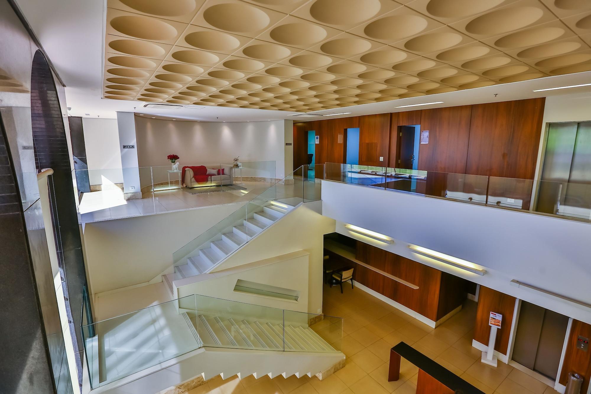 Vista Lobby San Marino Suite Hotel