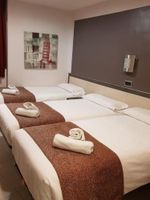 Alojamiento - Hostal Levante