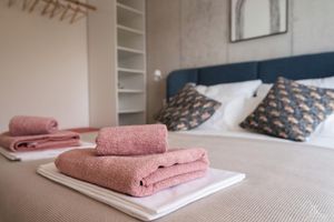 Alquiler Vacacional - Modern villa in a picturesque bay: quiet location, pool & natural intimacy