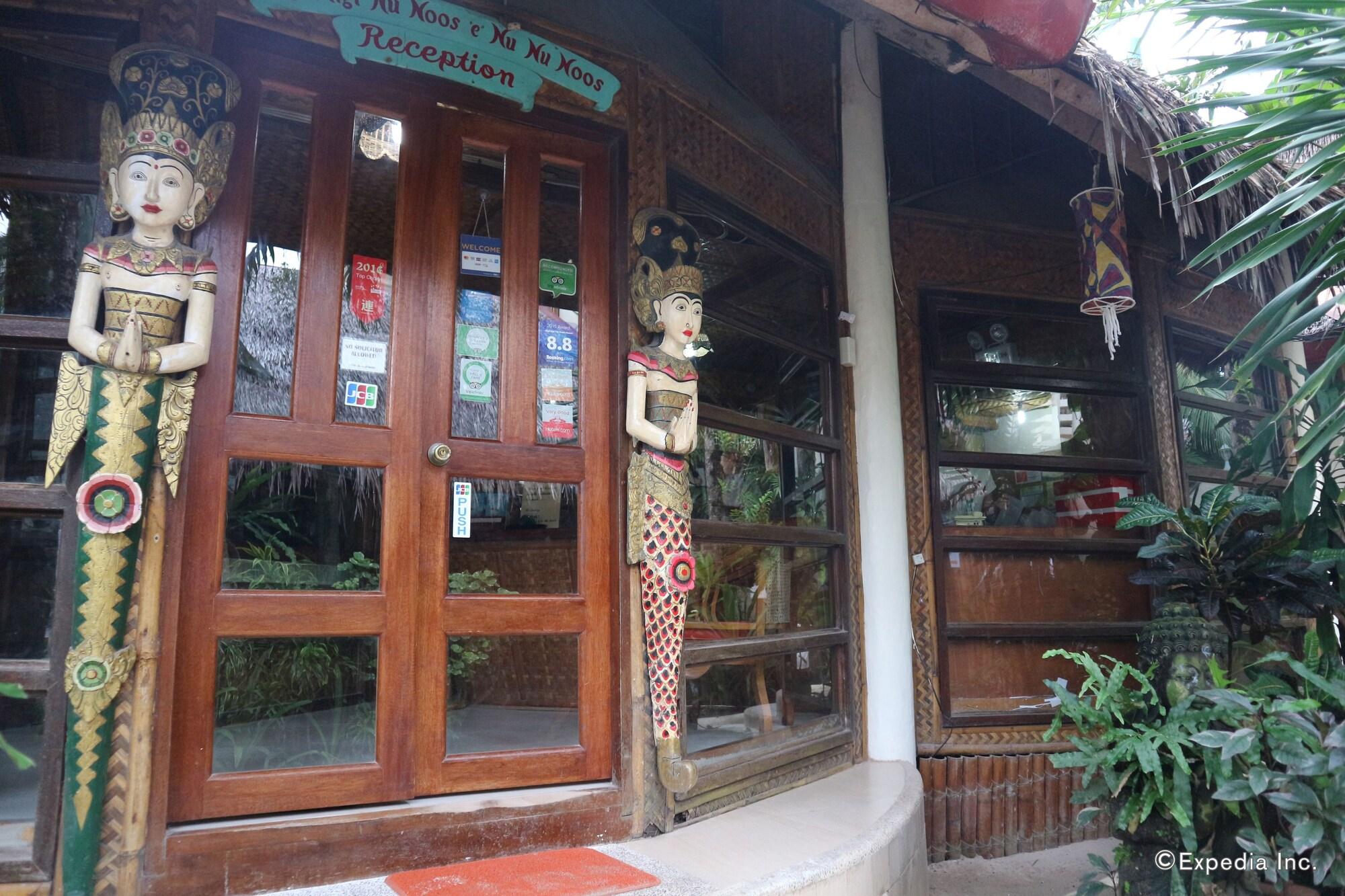 Vista Lobby Nigi Nigi Nu Noos “e” Nu Nu Noos