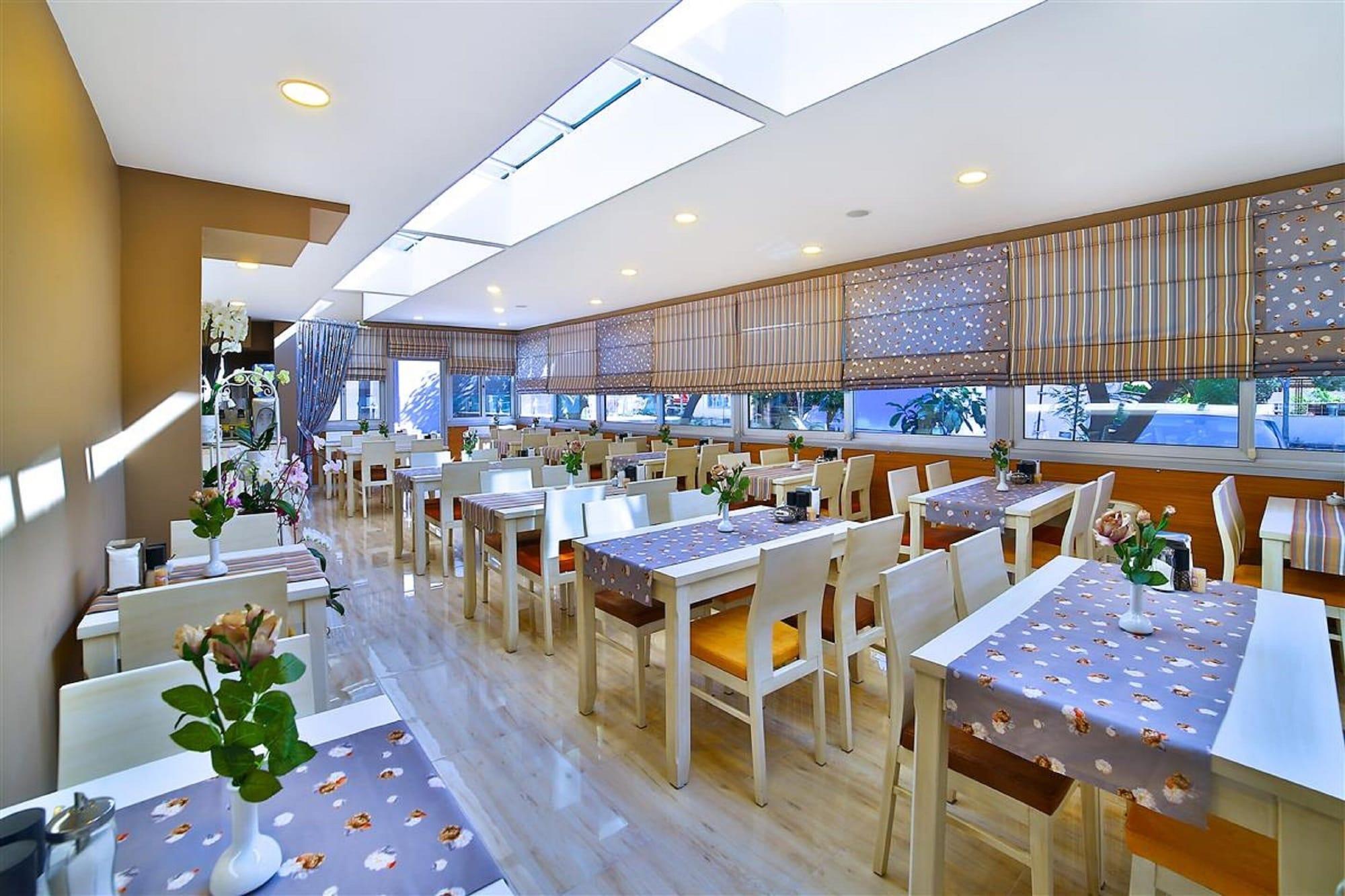 Restaurant The Hera Premium Hotels
